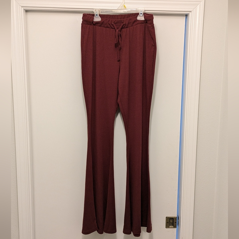 Tall, burgandy flare stretch pants Size XL